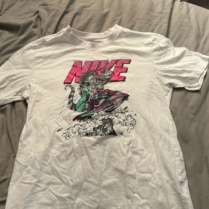 Nike S beach jet shirt, never worn without tags